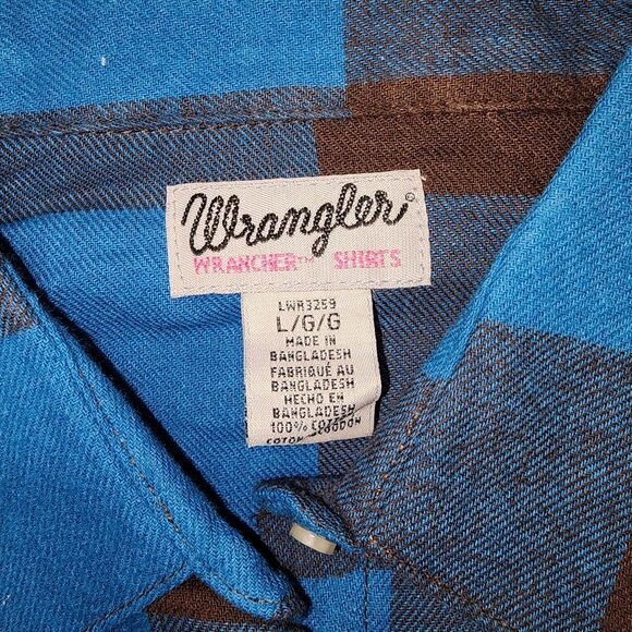 NWT Wrangler Wrancher Women's Plaid Button Up Flannel Shirt Sz L - Picture 6 of 7